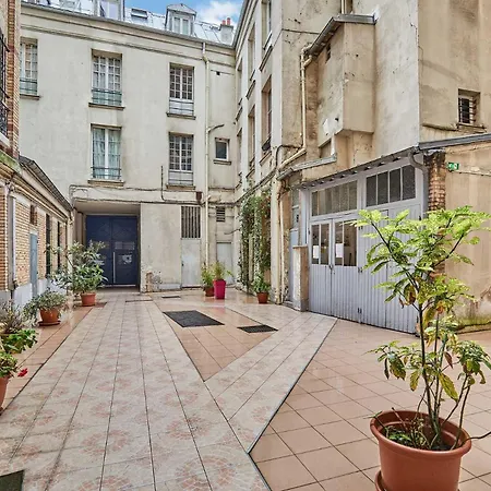 Charming Center Of By Prestige Apartment Paris